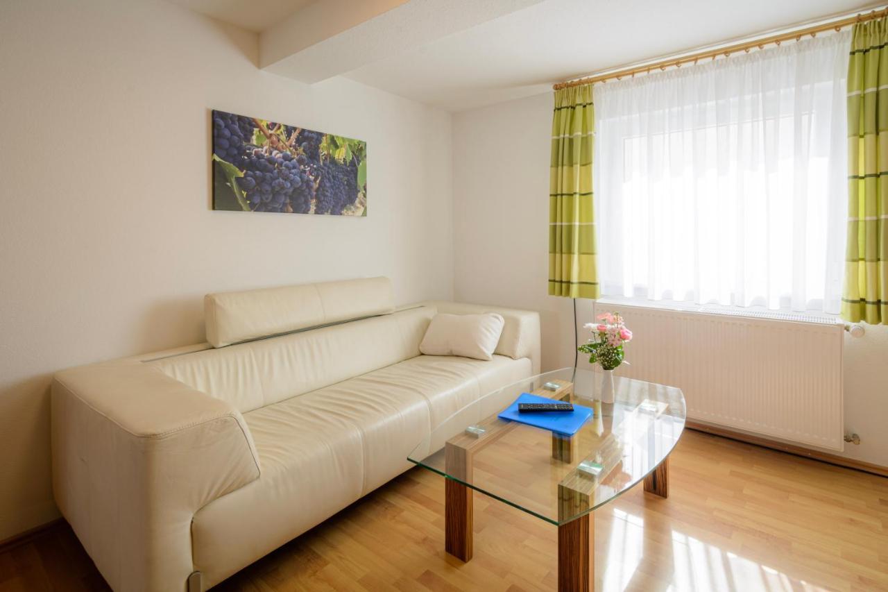 Hotel Zum Engel In Speyer - Roemerberg Berghausen  Екстер'єр фото