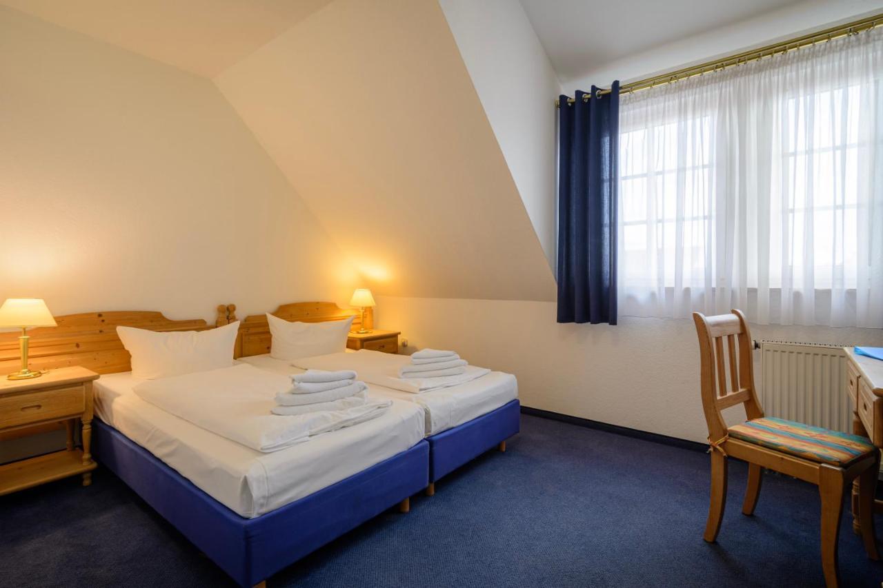 Hotel Zum Engel In Speyer - Roemerberg Berghausen  Екстер'єр фото