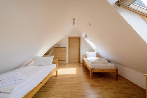 Hotel Zum Engel In Speyer - Roemerberg Berghausen  Екстер'єр фото