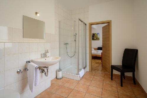 Hotel Zum Engel In Speyer - Roemerberg Berghausen  Екстер'єр фото
